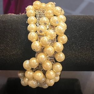 Fun Pearl Bracelet
